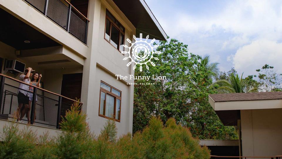 The Funny Lion Coron